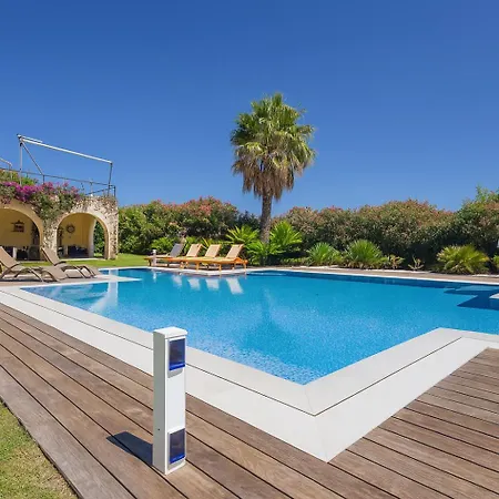 Les Arbousiers - Luxury With 25m Pool & Sea-view Rooftop *