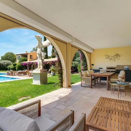 Les Arbousiers Villa